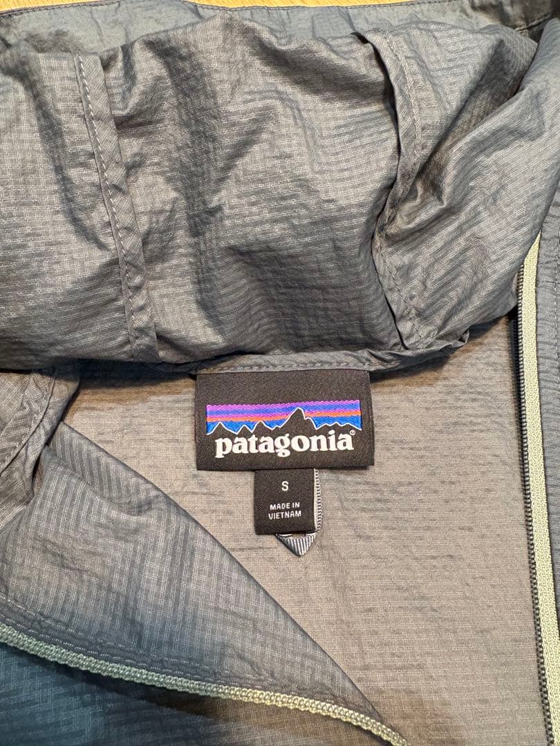 patagonia フーディニジャケット　Sサイズ