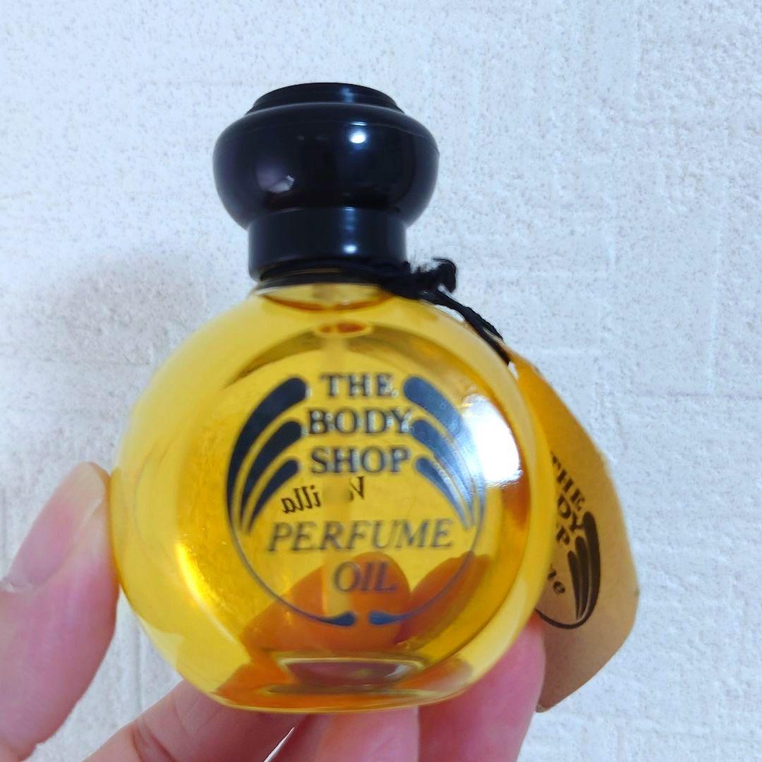 ボディショップ バニラ パフュームオイル 30ml