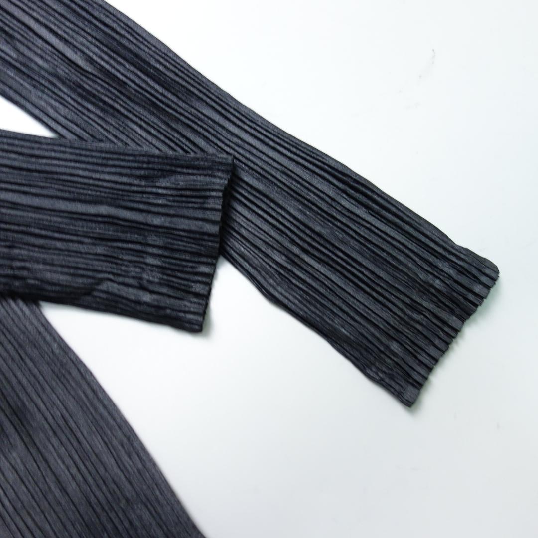 蓮*人様 8415美品 プリーツプリーズ イッセイミヤケ プリーツシャツ 黒 レ