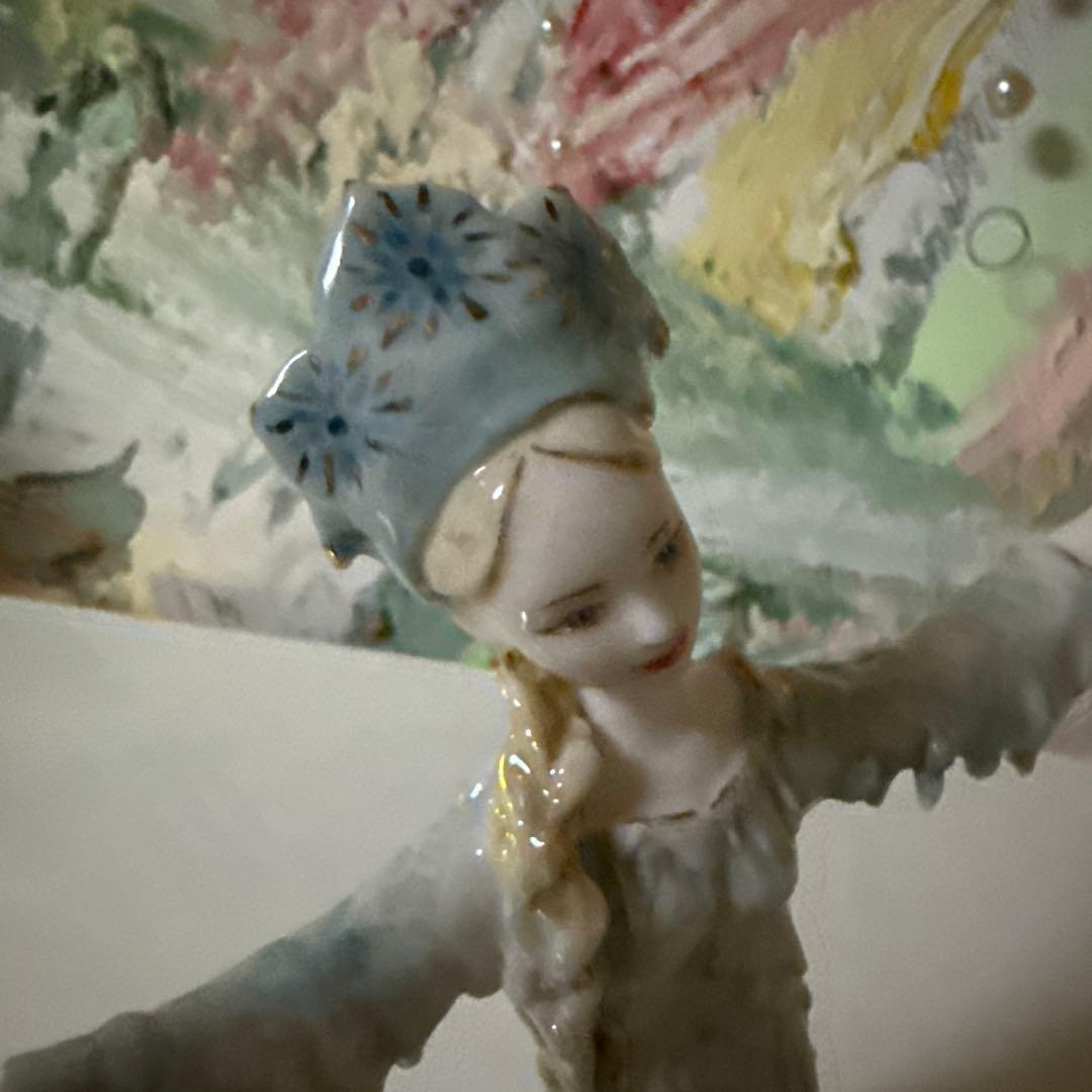 溶けゆく雪娘 20cm。一点もの。磁器製。手作り。 陶芸家 Arkhipova