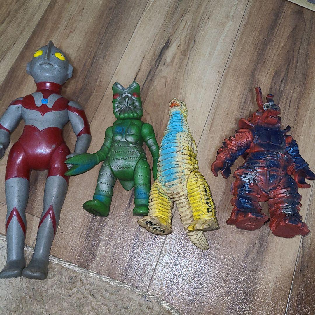 当時物円谷ブルマァクウルトラマンソフビ他レア