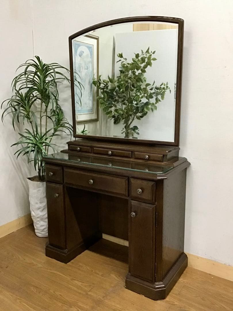 Sally♪☆管993☆カリモク☆ドマーニ☆クイーンズライフドレッサー