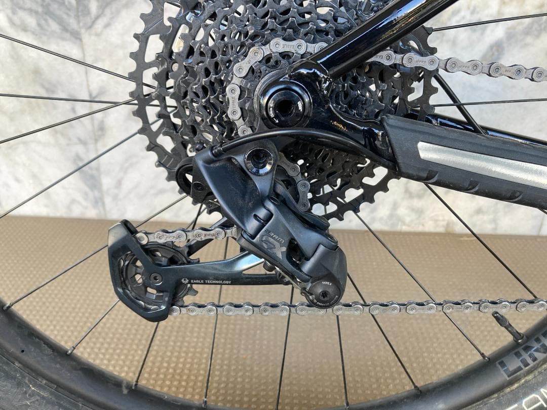 Trek Roscoe 8 2022 (Gen3) アルミマウンテンバイク