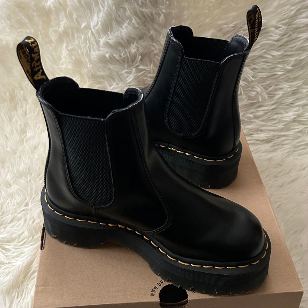 【ドクターマーチン】チェルシーブーツ　黒　厚底　サイドゴア　UK4 23.0㎝