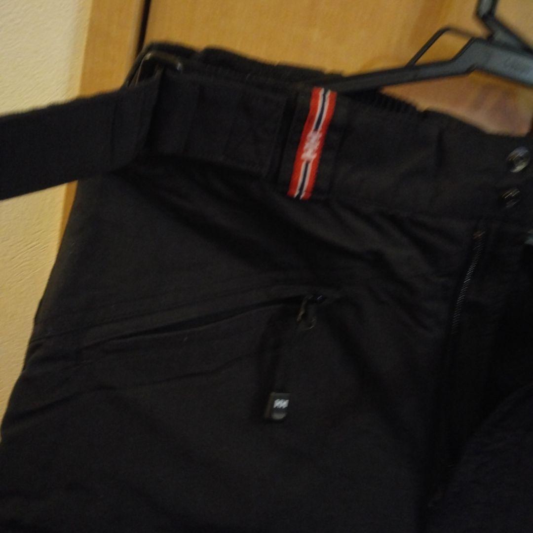 スノーボードウェア 赤/グレー フード付き　HELLY HANSEN上下セット