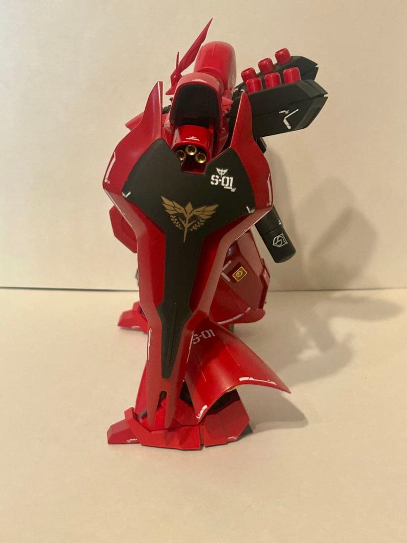 HGUCサザビー完成品　全塗装