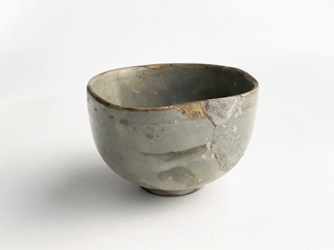 骨董　アンティーク　古唐津　絵唐津　茶碗　金継ぎ直し　金繕い　古美術　古陶磁