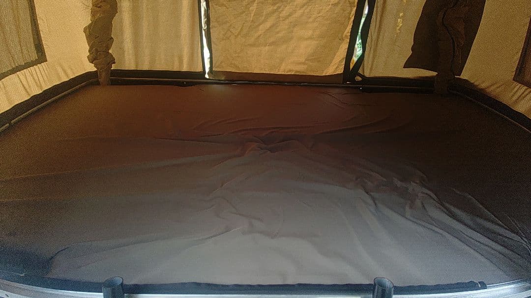 一時的にElusuka　ルーフテント　タワー型