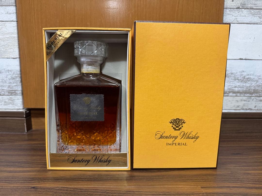 Suntory Whisky Imperial ギフトボックス入り