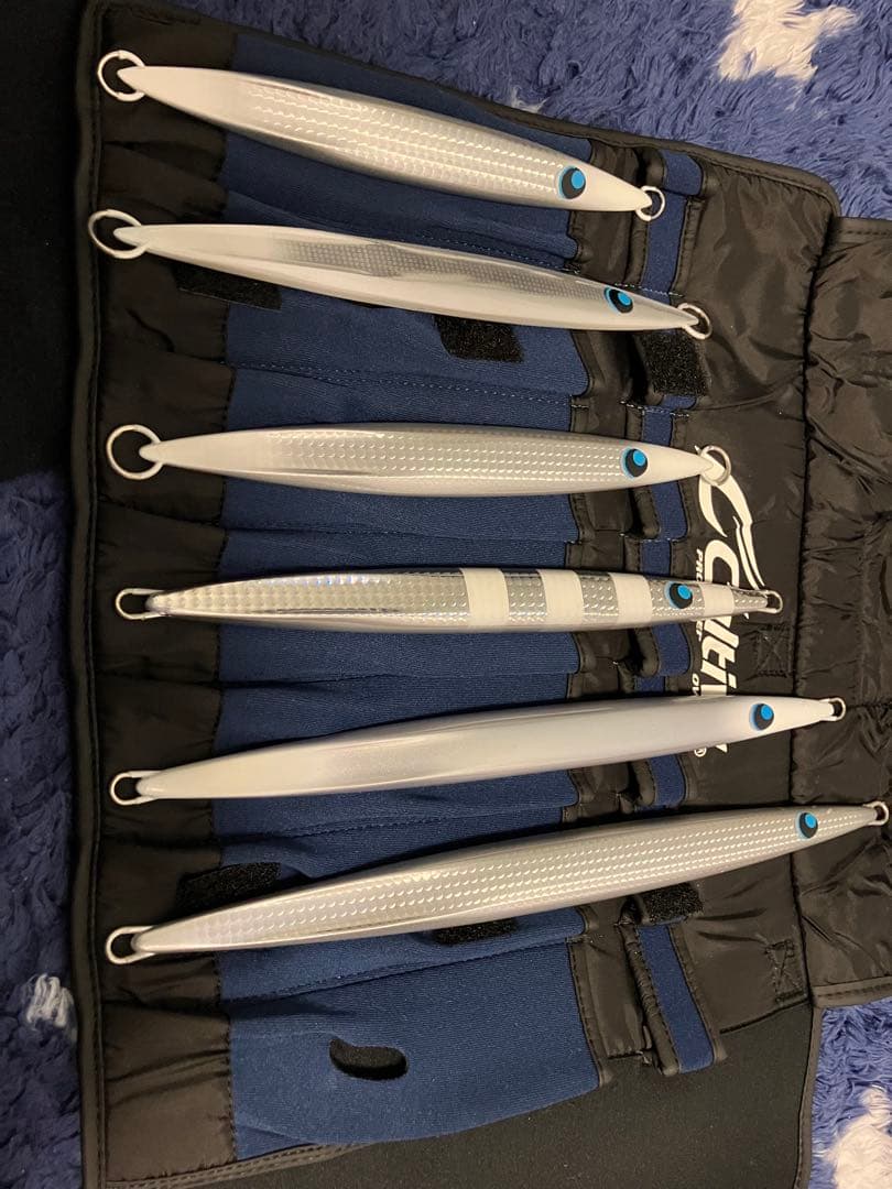 【新品+超美品】トンジギ★ウロコジグ6本+フック付き+Cultivaケースセット