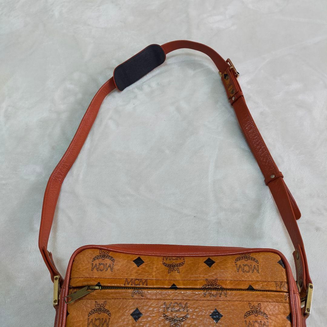 MCM　ヴィセトス柄　クロスボディバッグ　ショルダーバッグ