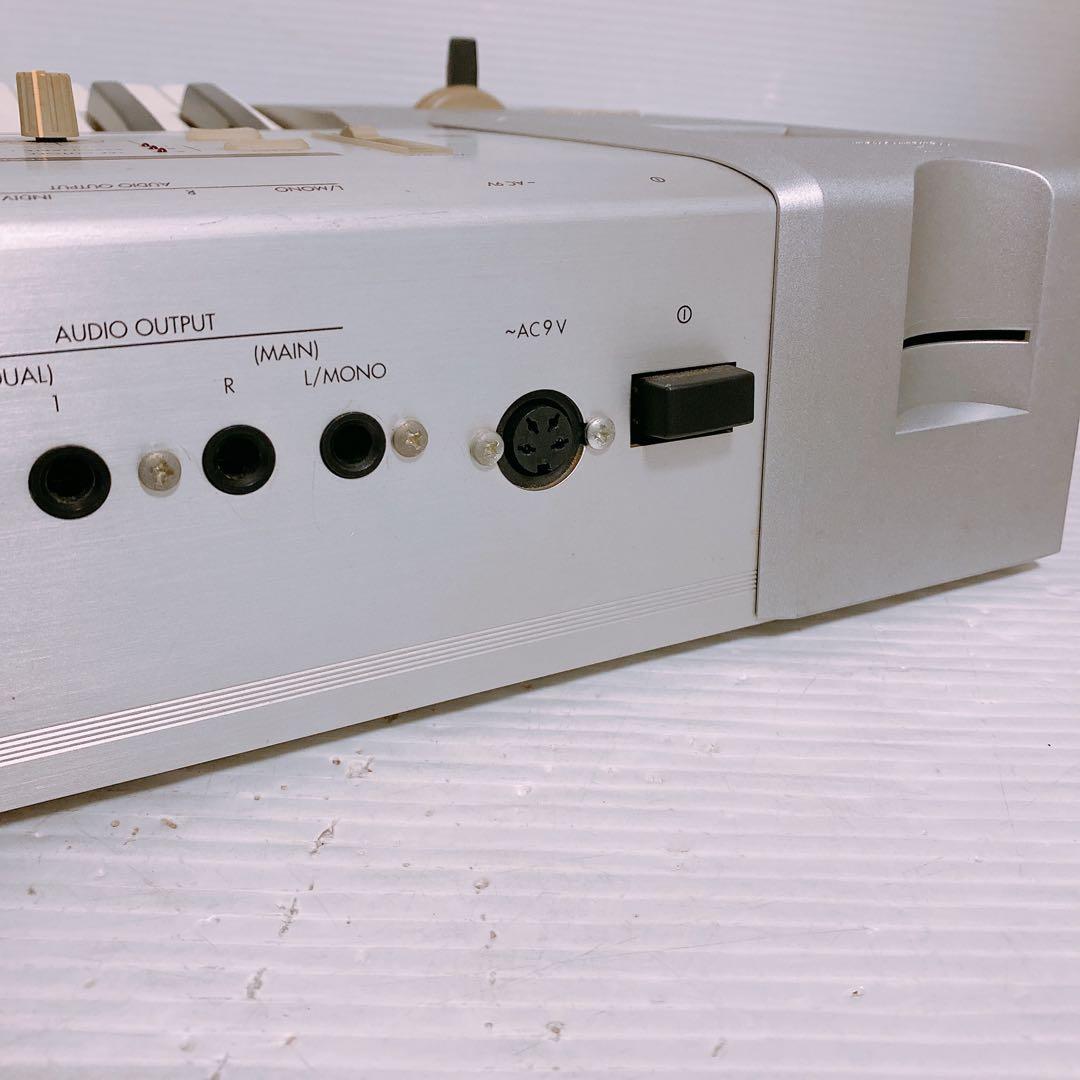 KORG シンセサイザー 61鍵盤 TRITON Le61