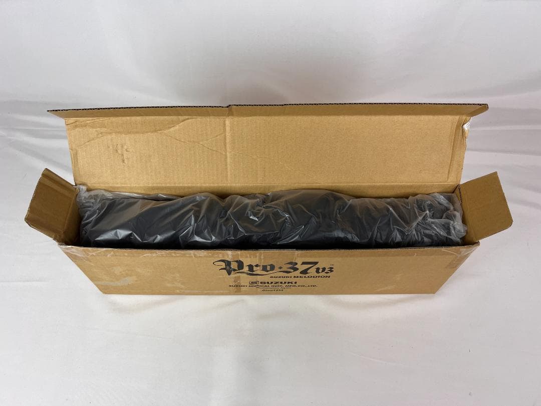 【新品・未使用】スズキ 鍵盤ハーモニカ メロディオン アルト PRO-37v3