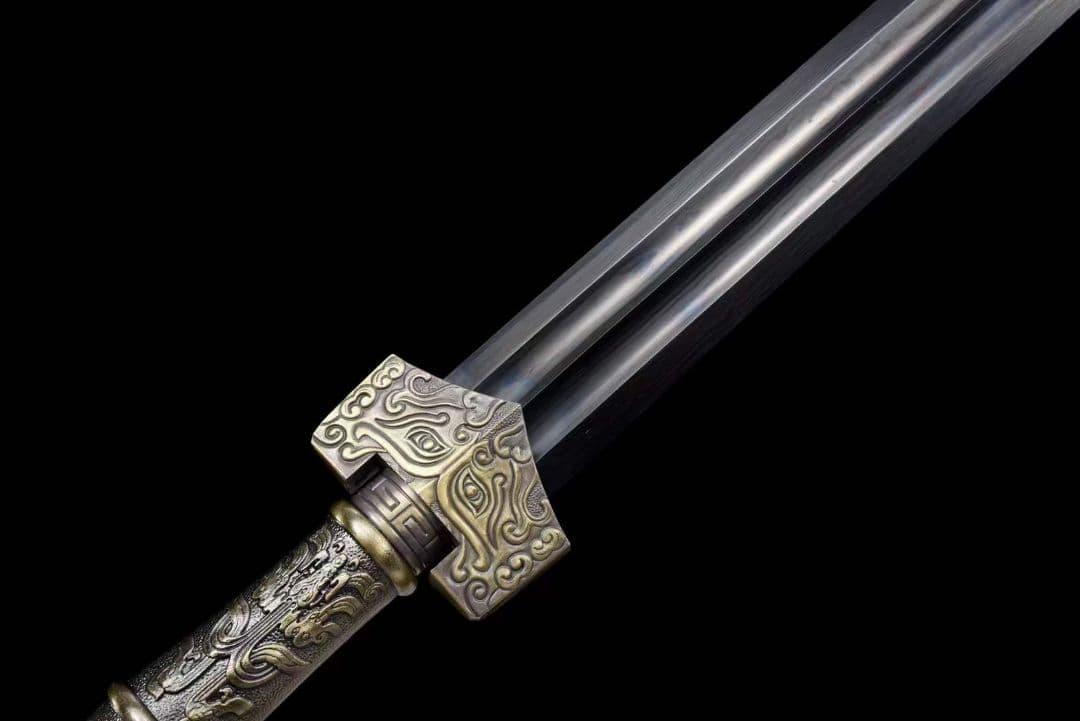 『御龍漢剣』 古兵器 武具　刀装具　日本刀　模造刀 居合刀