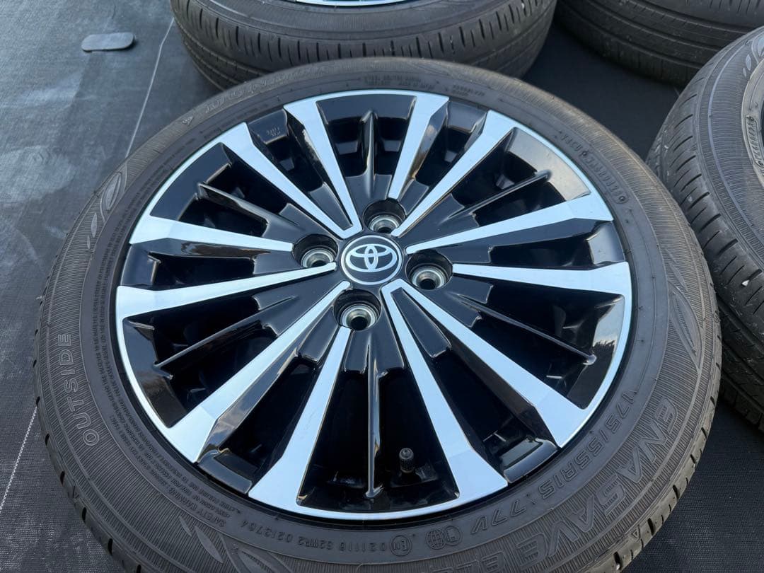 トヨタ ルーミー　175/55R15 5J ＋40 タイヤ・ホイールセット
