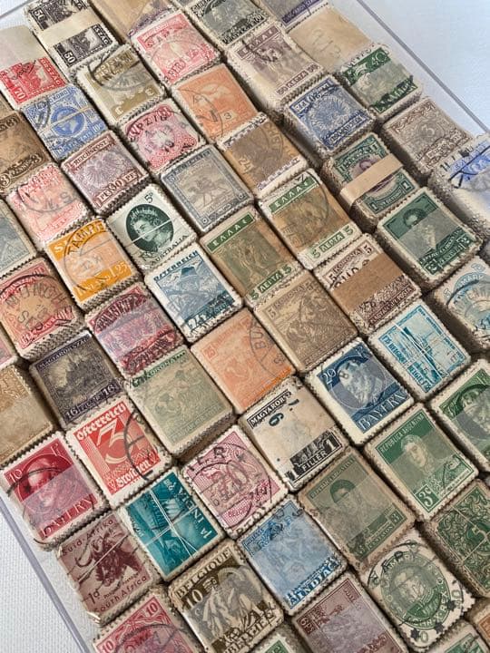 使用済み外国切手　バンドル　(ワールド)①
