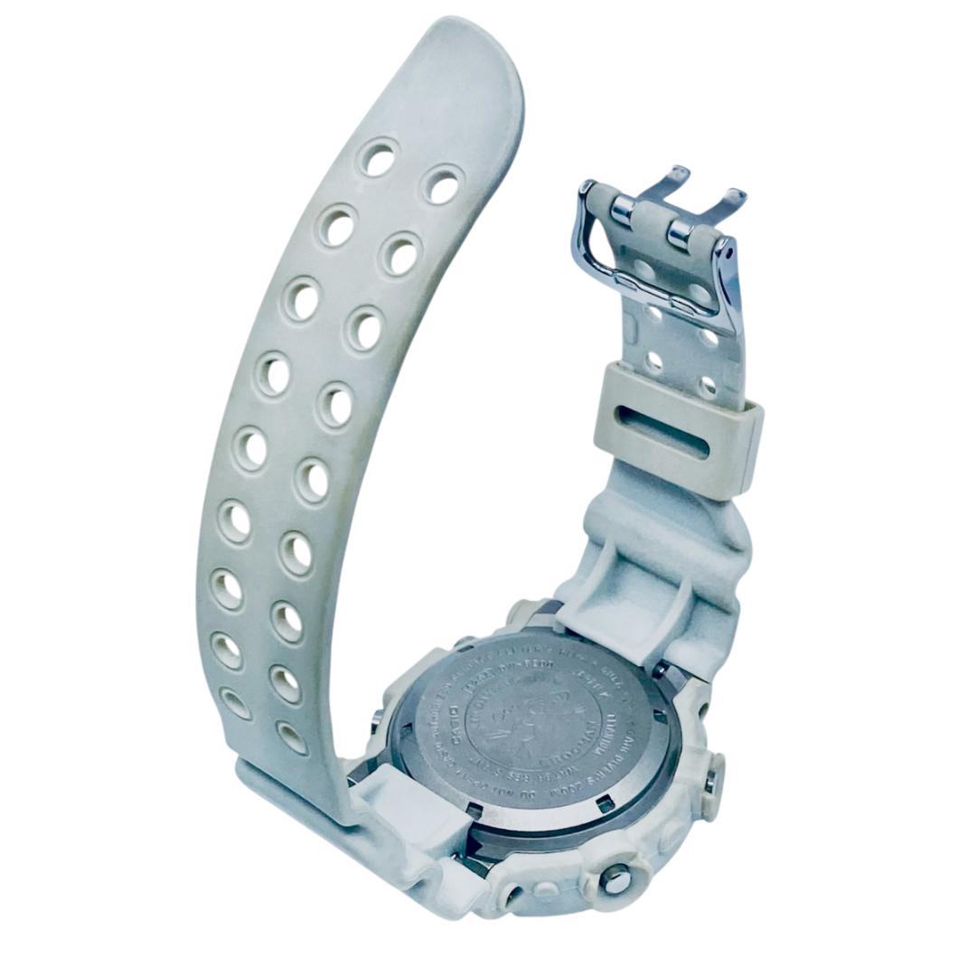 G-SHOCK　DW-8200LG　FROGMAN　メン　イン　ホワイトグレー