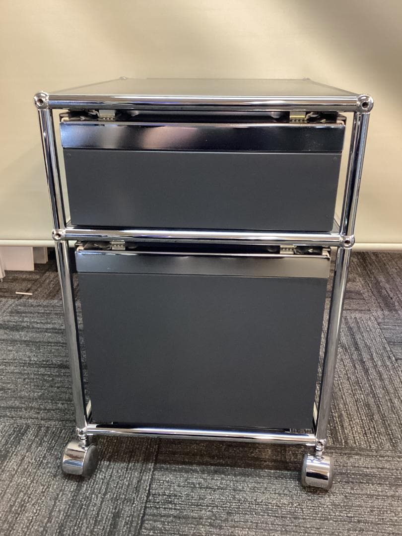 鍵付き　USMハラー　ロールボーイ　２段　デスクワゴン　アントラサイト　E　★