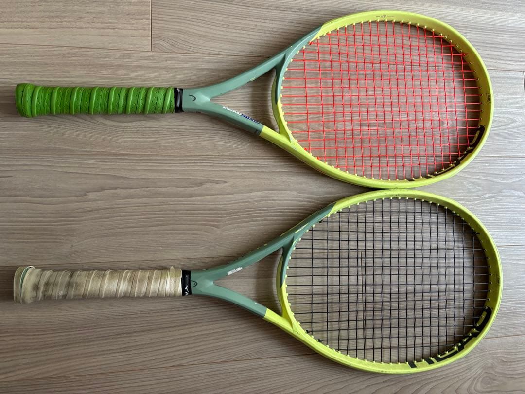 テニスラケット 緑/黄色 中型グリップ