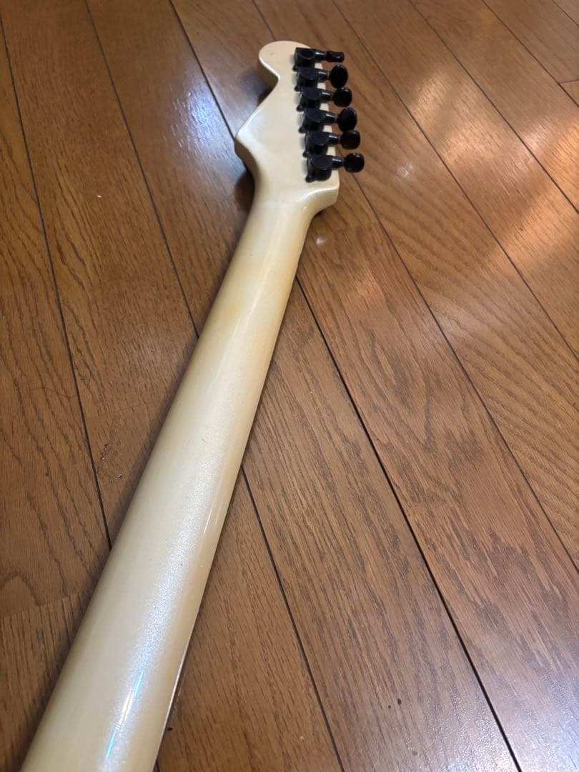 エレキギター二本セット、バラ売り不可ジャンク品