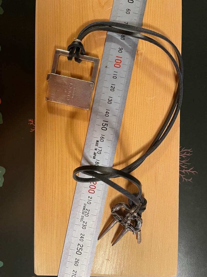 グッチ　ヴィンテージ　パドロック　アクセサリー アート　銀　シルバーオーナメント