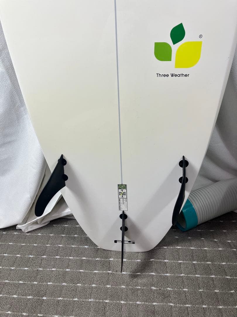 Three Weather × Airwalk サーフボード　トライフィン