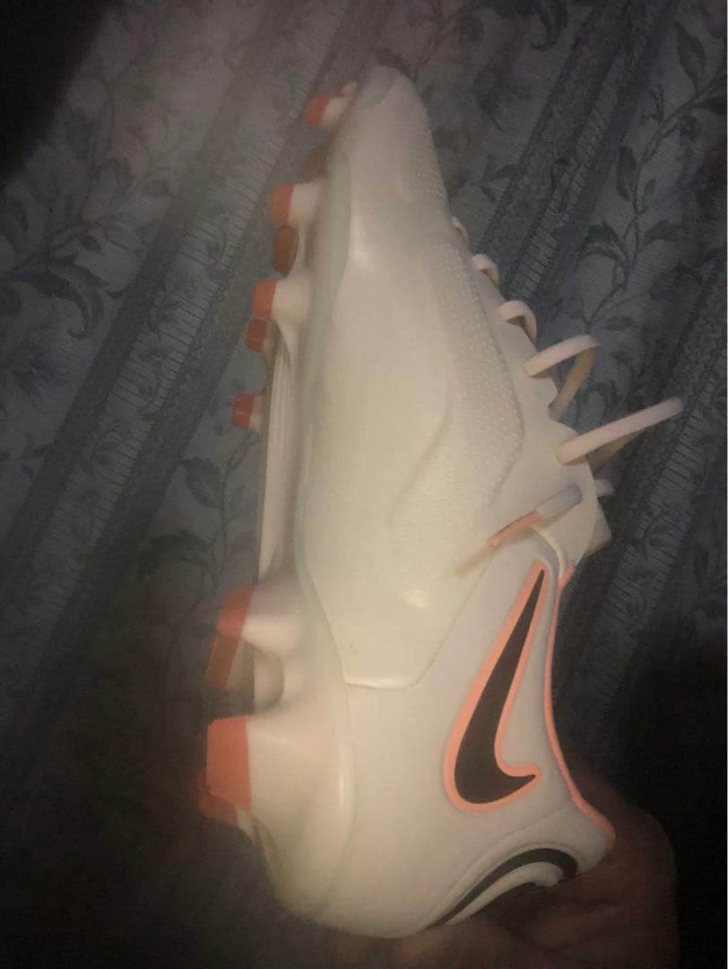 NIKE ティエンポ9新品