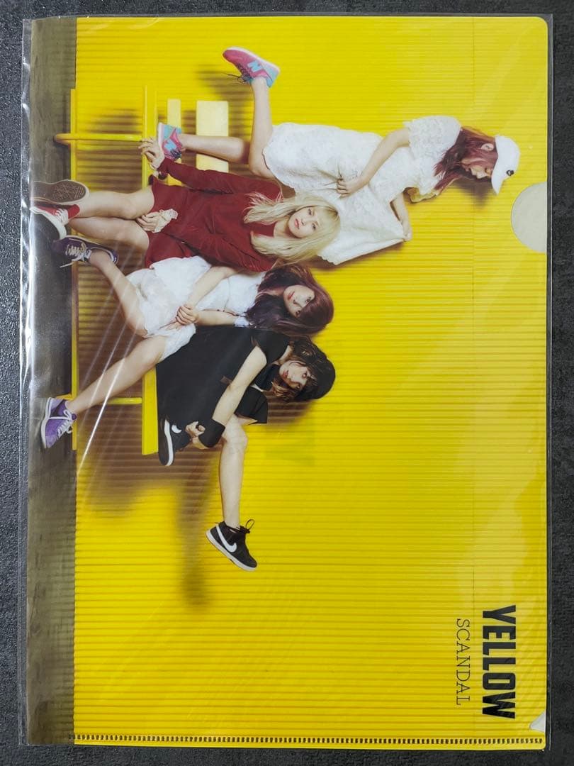 SCANDAL YELLOW クリアファイル 未開封