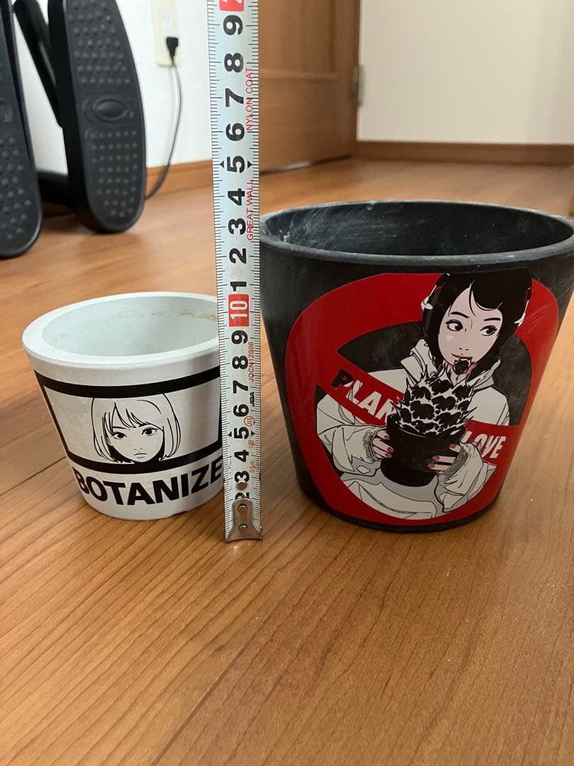 back side works 2点