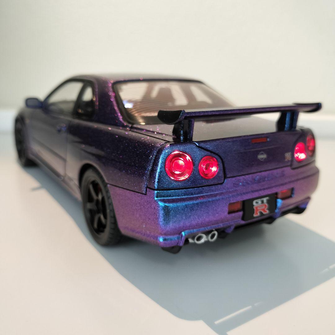 ど迫力 1/18 Nissan GT-R R34 ミニカー マジョーラ 新品
