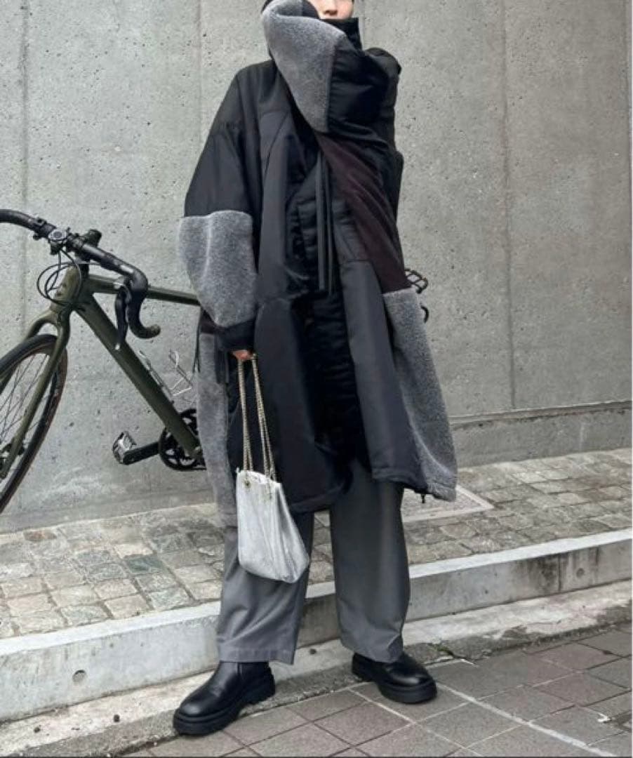 etsinta エシンタ モンスター中綿オーバーコート