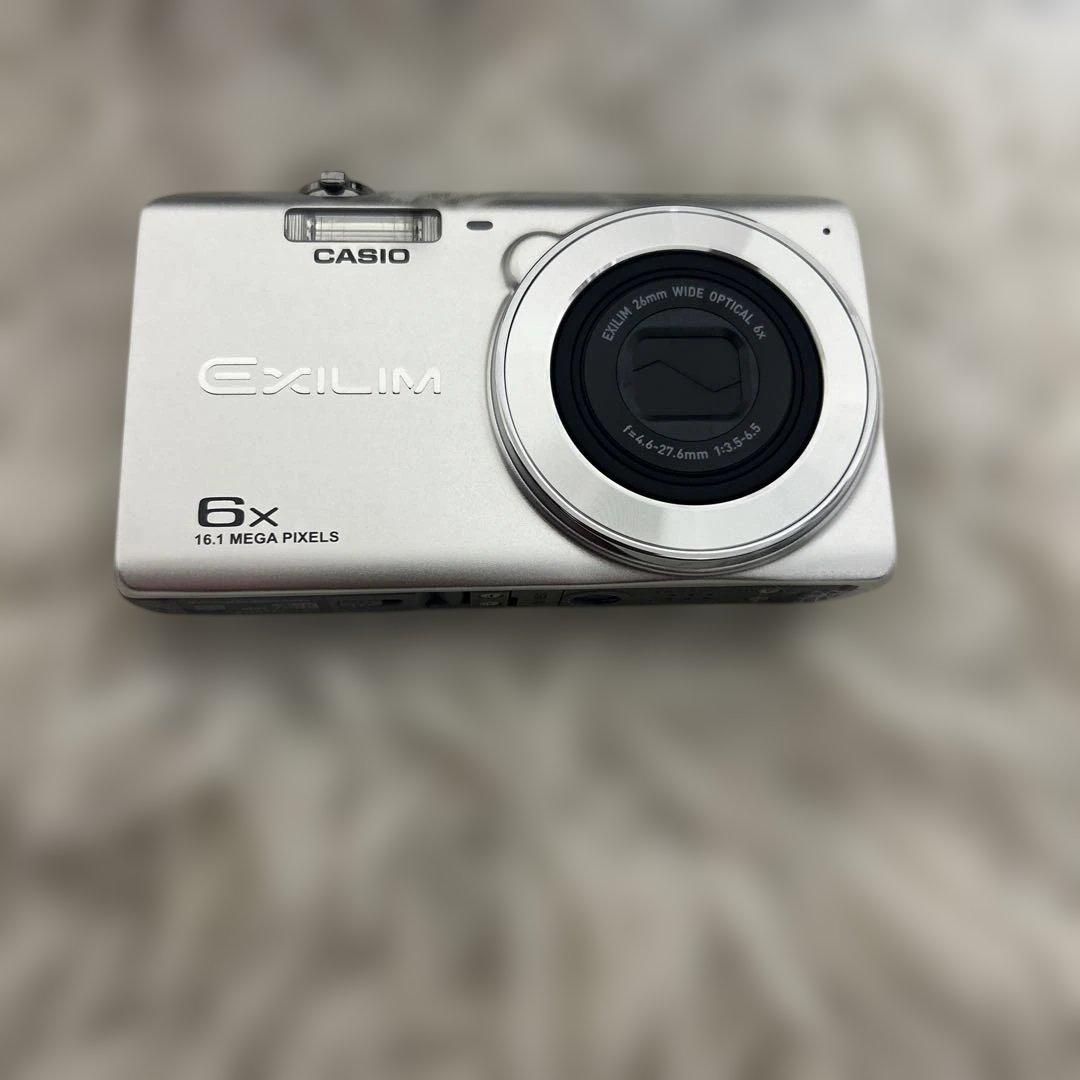 【未使用級】CASIO カシオ EXILIM EX-ZS28 付属品完備