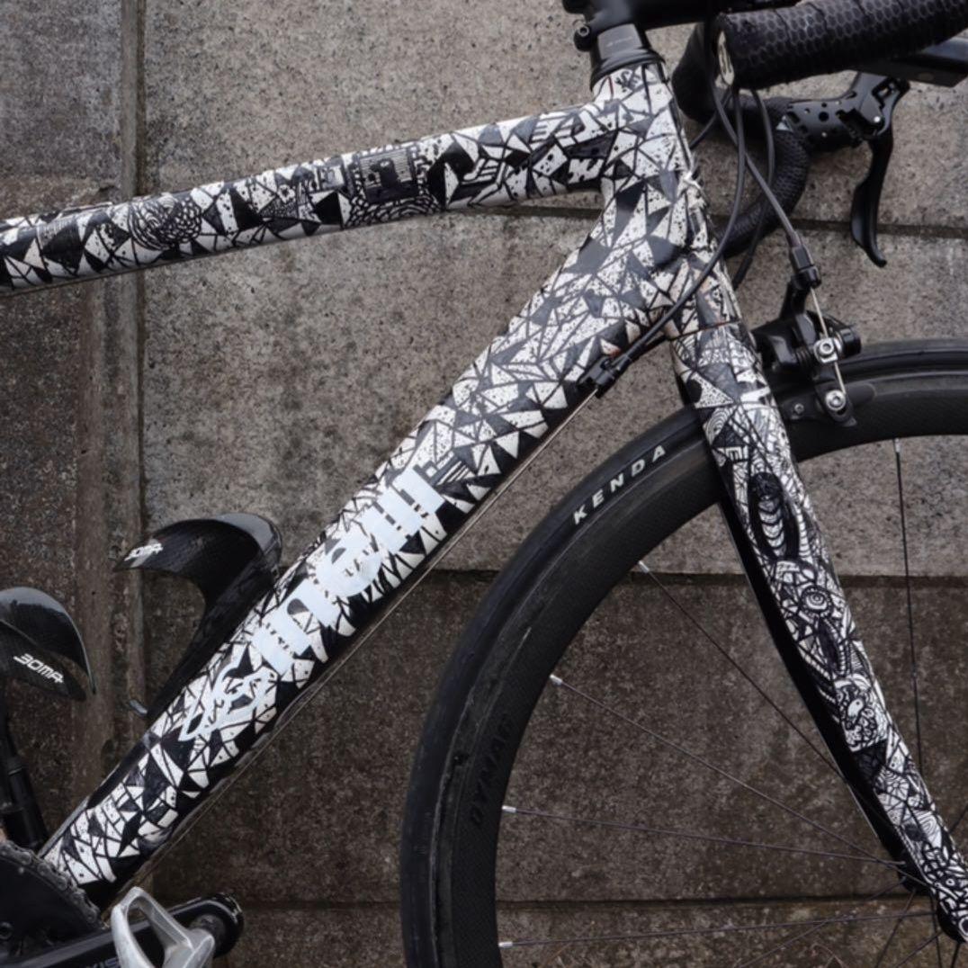 カーボンロードバイク スプロケット無