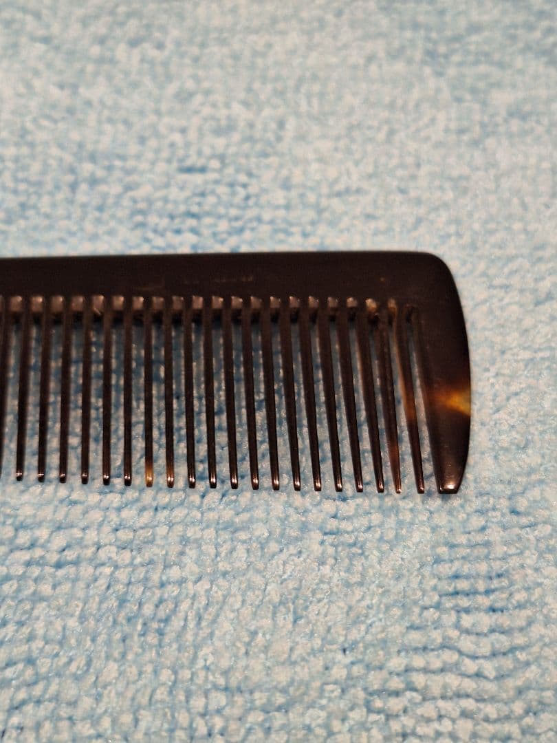 美品・理容職人向け本べっ甲櫛・中古品（NO.2）