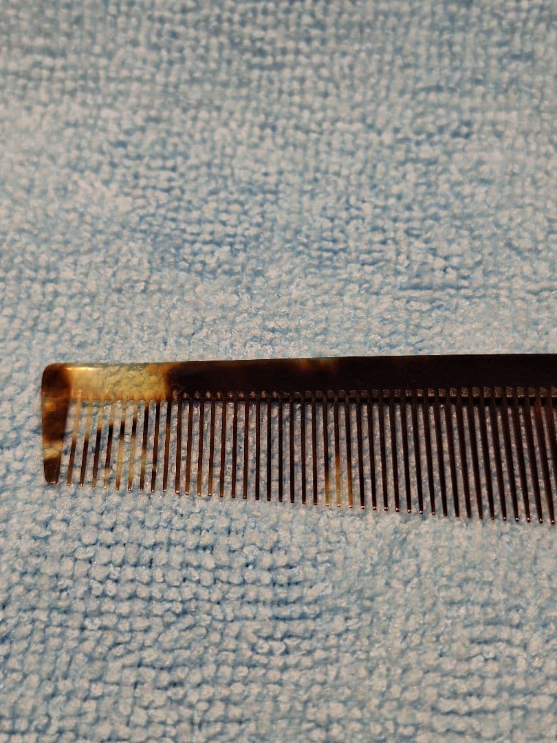 美品・理容職人向け本べっ甲櫛・中古品（NO.2）