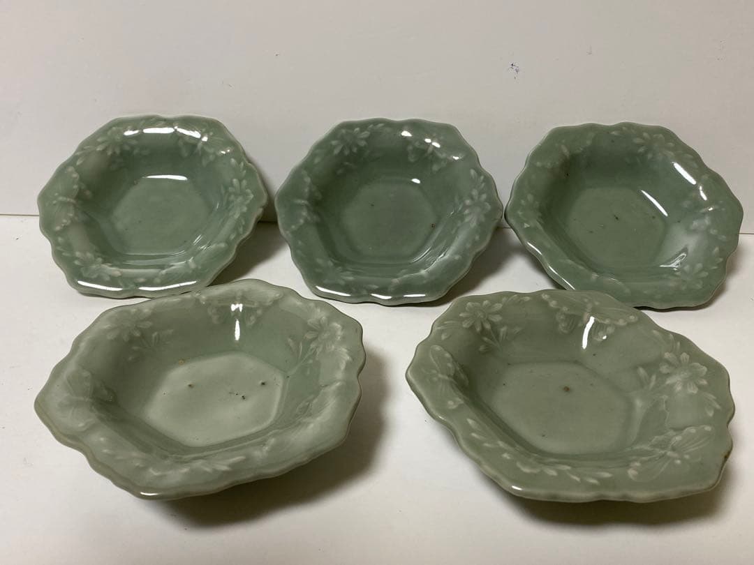 三田青磁　骨董　江戸〜明治　小皿　豆皿　希少　アンティーク　古道具