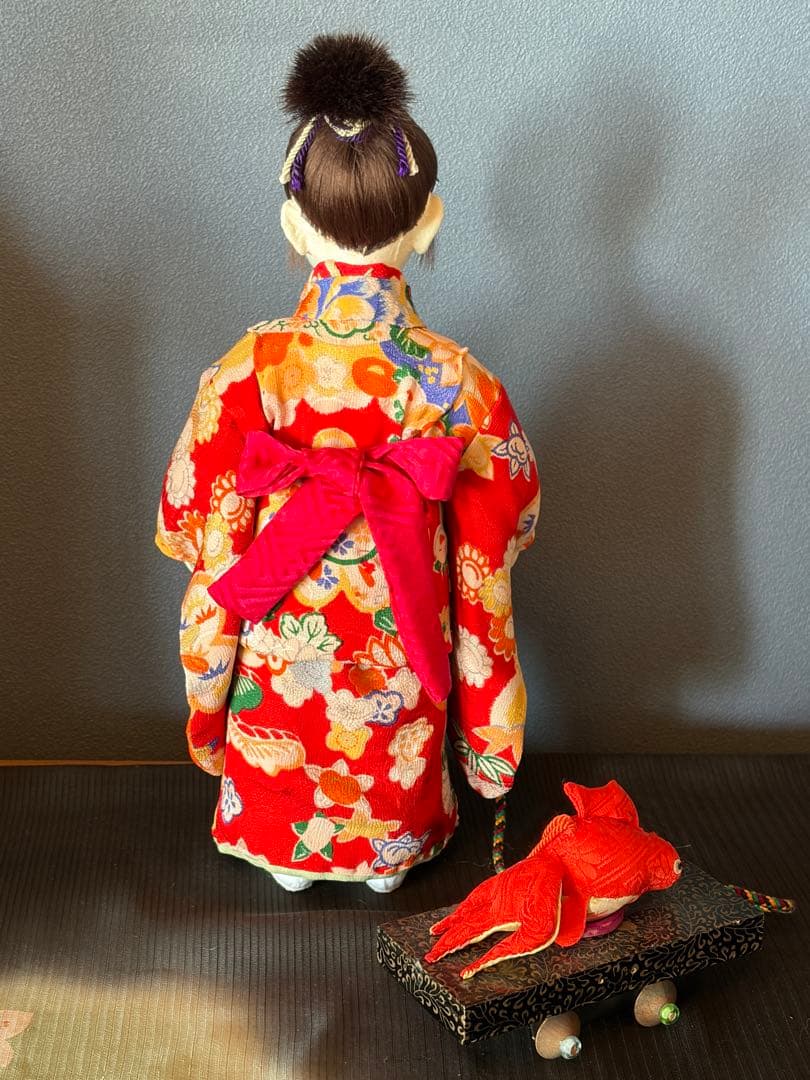 創作人形　金魚(高さ35cm)