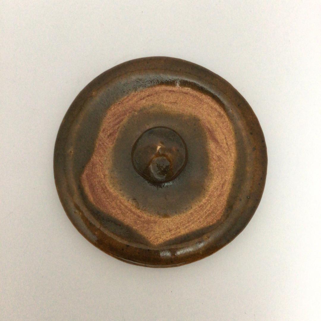 九代大樋長左衛門　飴釉流し筒形水指　共箱／大樋焼本家　お茶道具