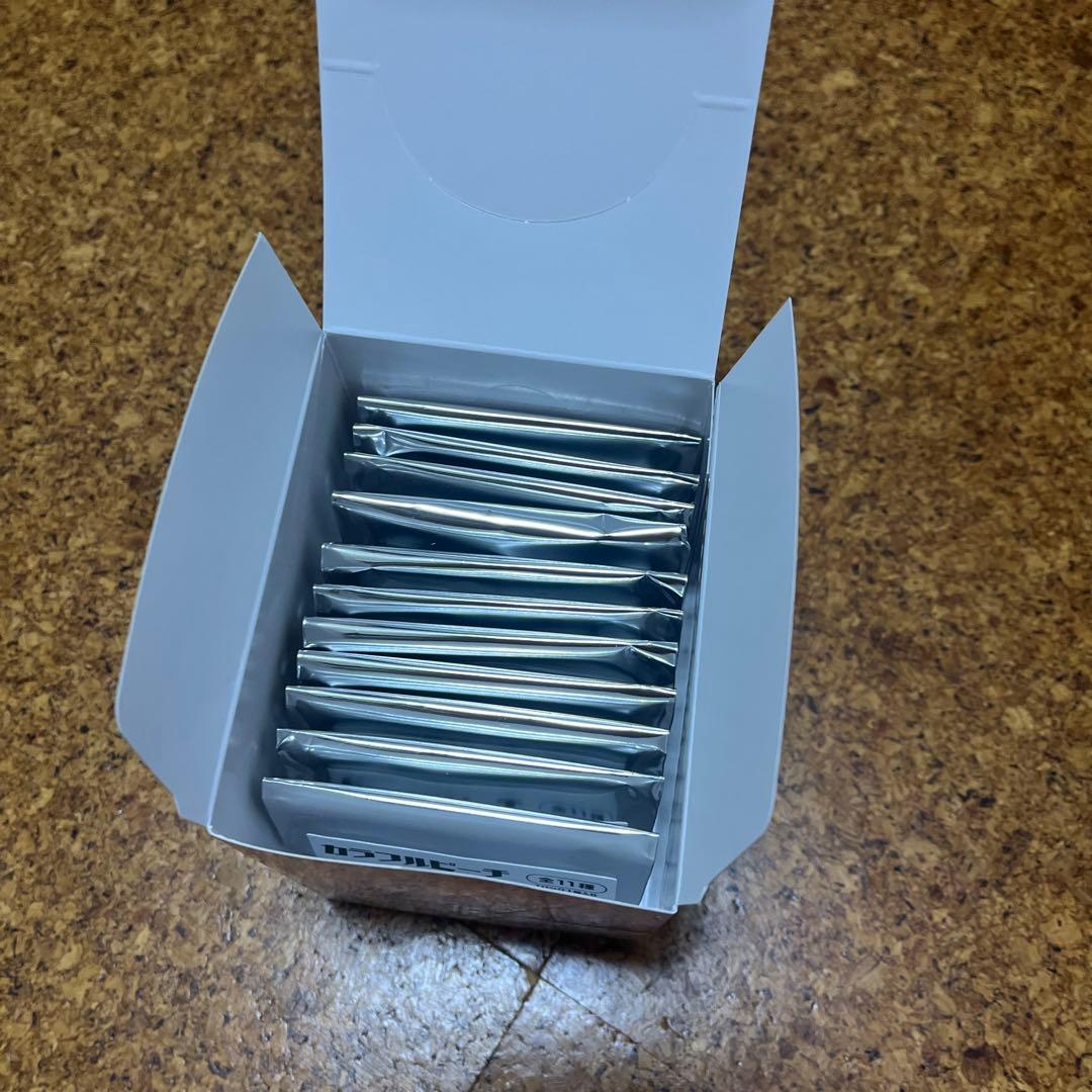 新品　カラフルピーチ　直筆イラスト缶バッジ　全11種　コンプリートセット