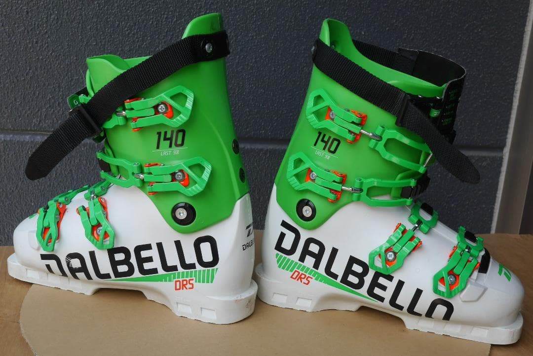 ダルベロ　スキーブーツ　DRS 140 （シェルのみ中古）