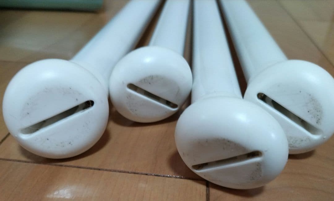 BABYBJÖRN 　ハイチェア　取説、セーフティハーネス付き、送料込み