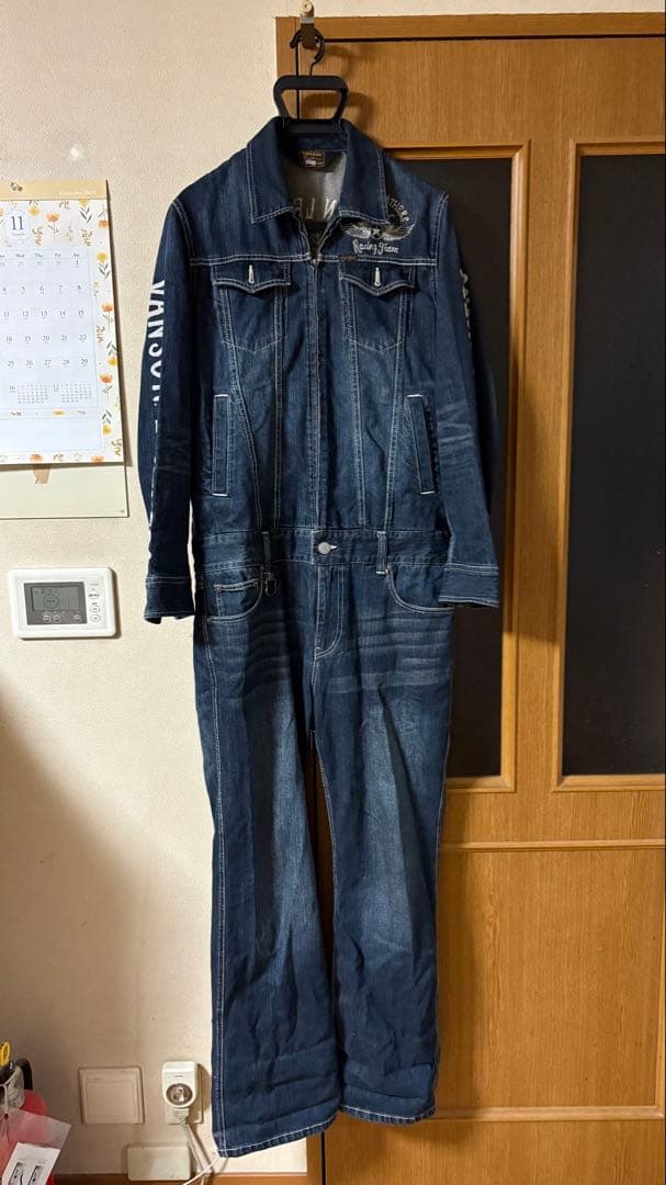 vanson ダークデニム オーバーオール美品、裾に少しダメージ有り‼️
