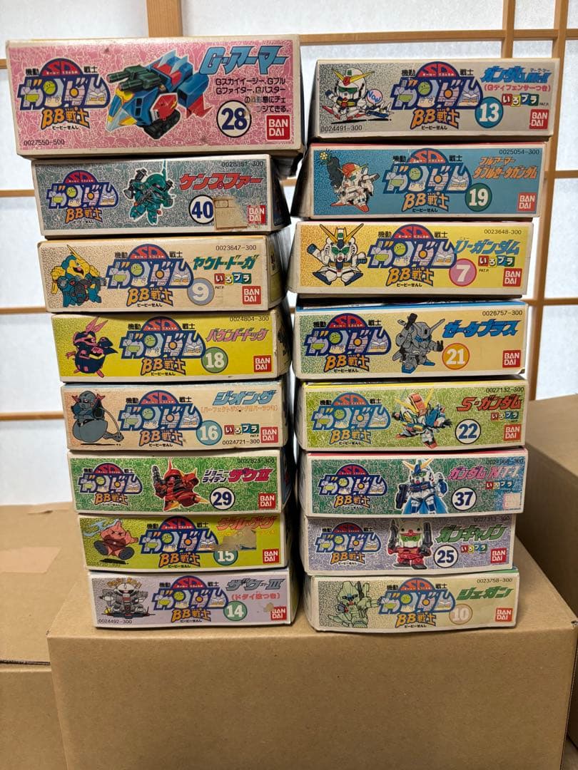 完成品 昭和BB戦士 SDガンダム 16体まとめ売り 箱、説明書、ランナー等あり