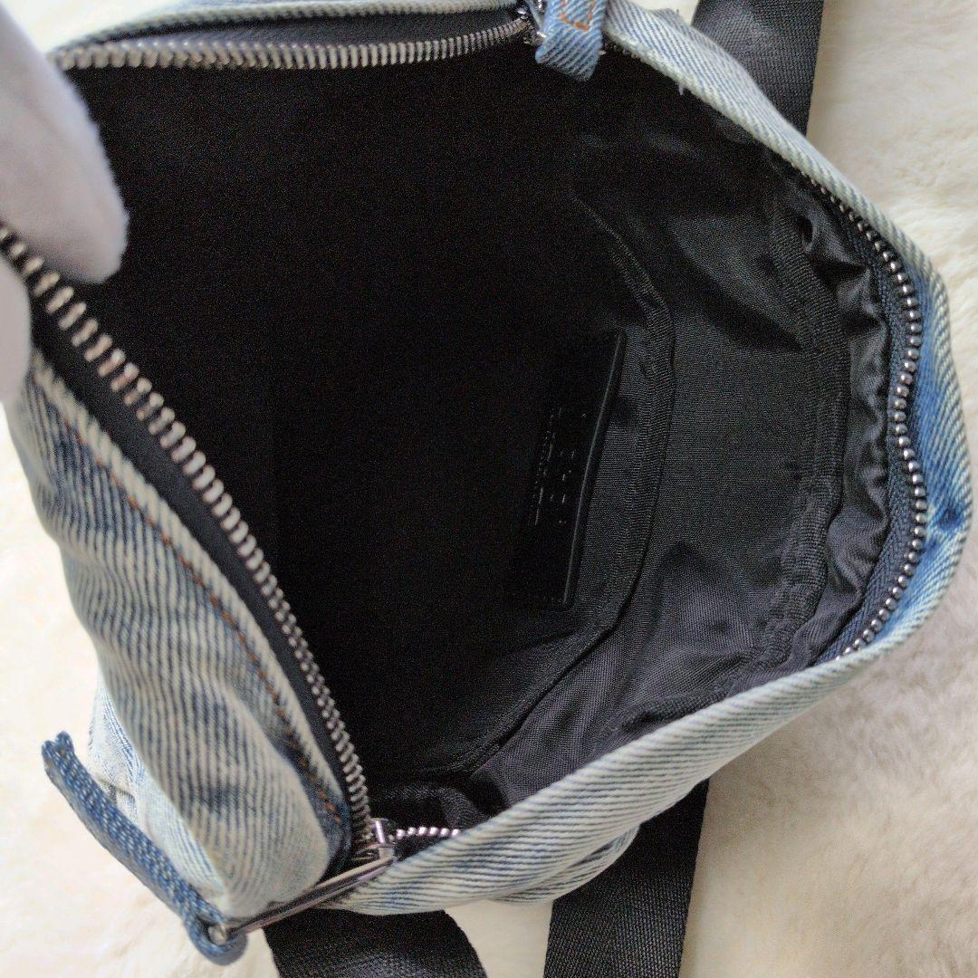 【極美品】DIESEL ディーゼル カメラバッグ ショルダーバッグ 近年モデル