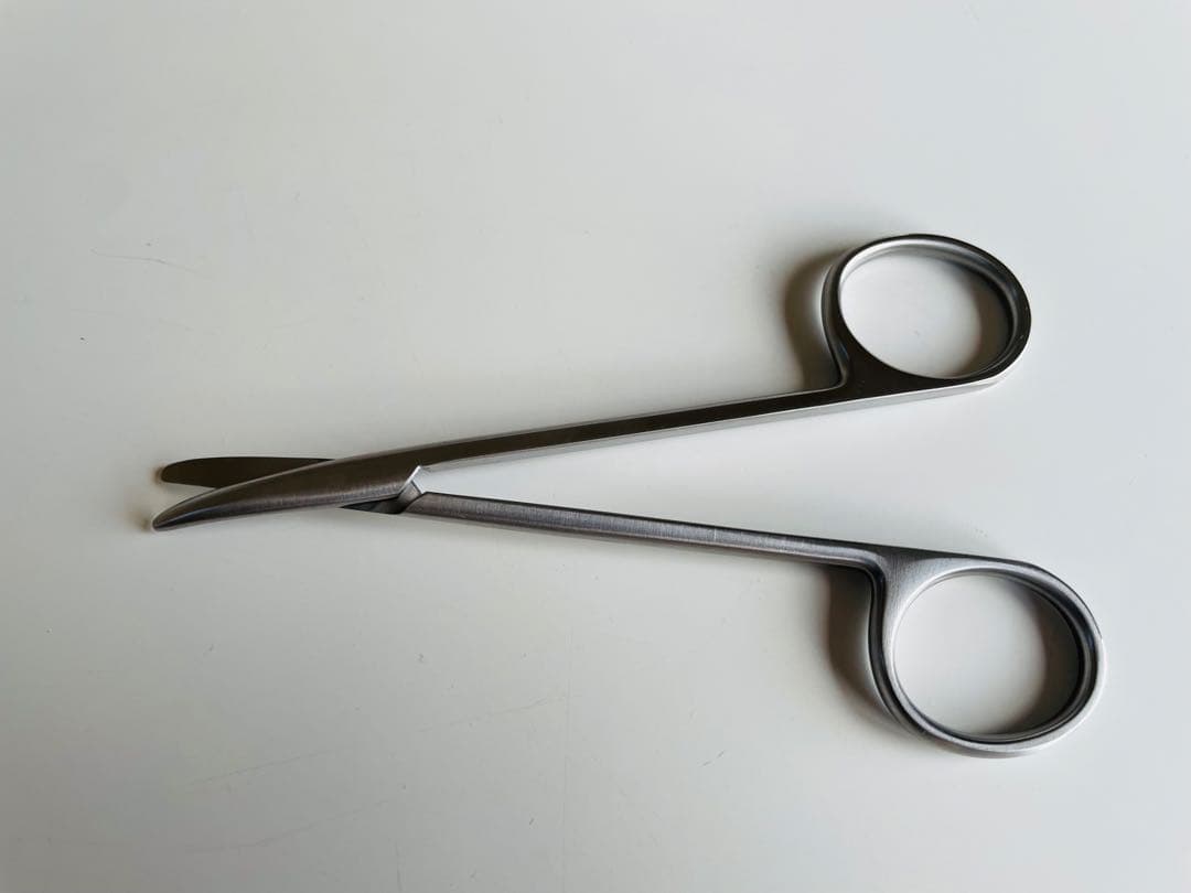 ハグパップ　耳毛切りハサミ（犬猫用) カーブタイプ