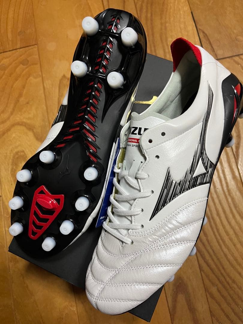 新品　超大特価　ミズノ　モレリア ネオ4 JAPAN 26cm W ①