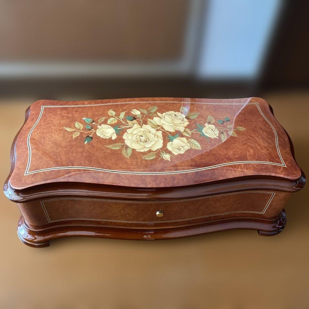 リュージュオルゴール　カノン　144弁　ホワイトローズ　スイス製　廃盤品　希少