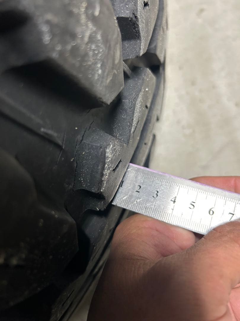 ミッキートンプソン 15インチ 10J －46 PCD139.7 6H 4本