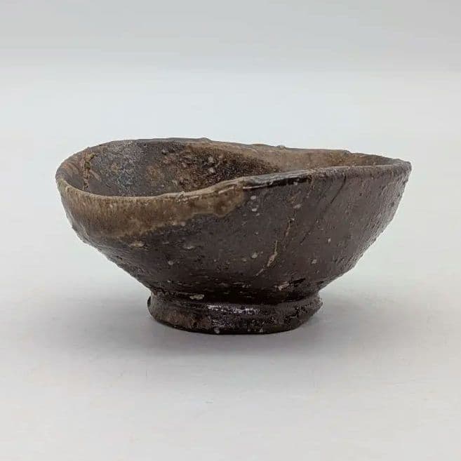 隠崎隆一 備前焼 酒呑 共箱共布 ぐい呑 酒器 酒盃 酒杯 食器 お猪口 在銘