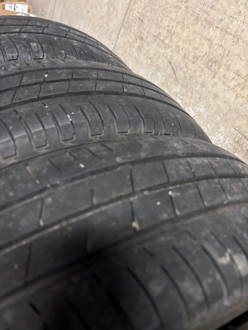 ① 送料込みにしました！　ダイハツ純正アルミホイール　　15インチ　2本のみ